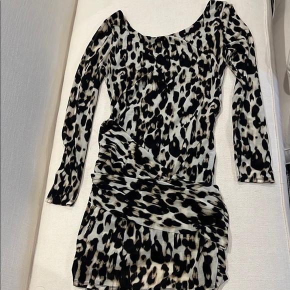 Guess animal print Long Sleeve Bodycon Dress V neckline back  size Large - Picture 1 of 12